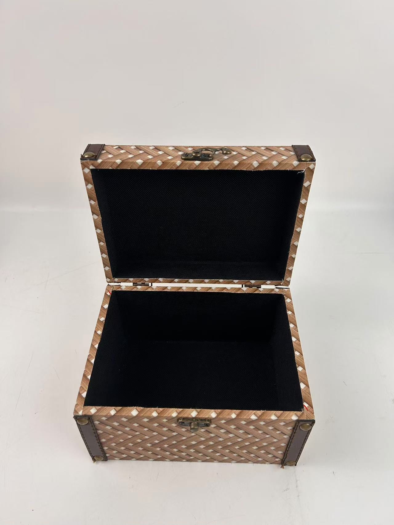 W486-Wooden Box