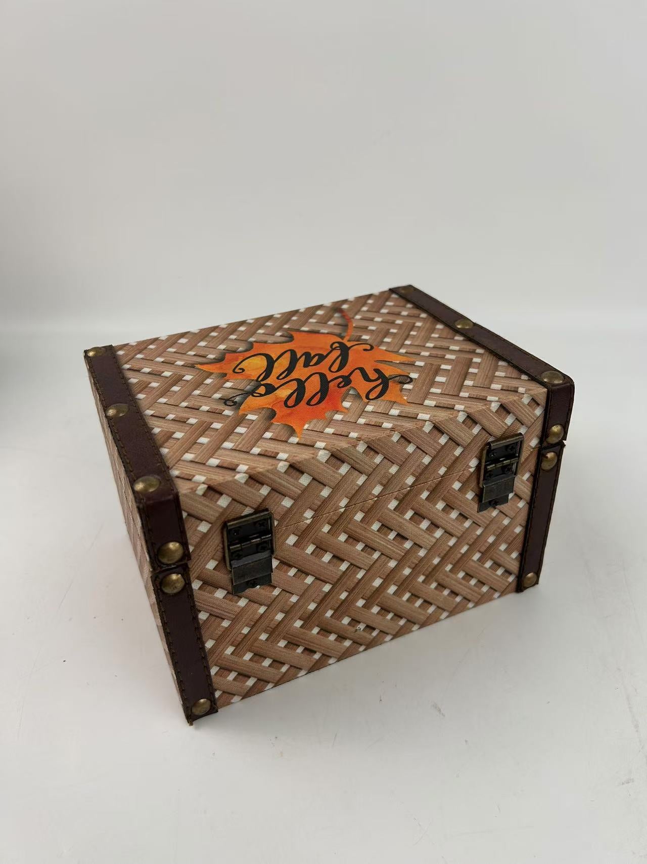W486-Wooden Box