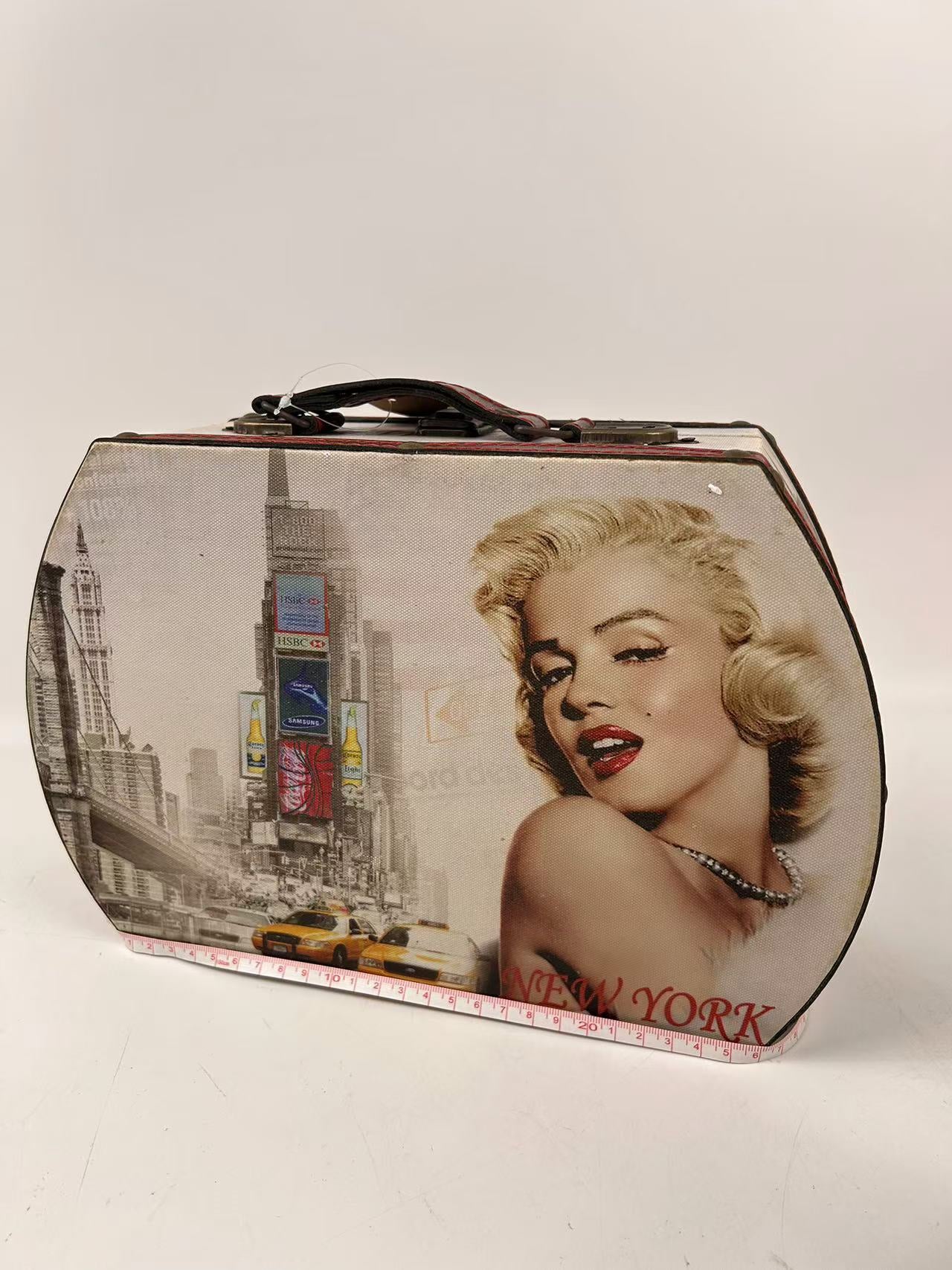 S239-Suitcase