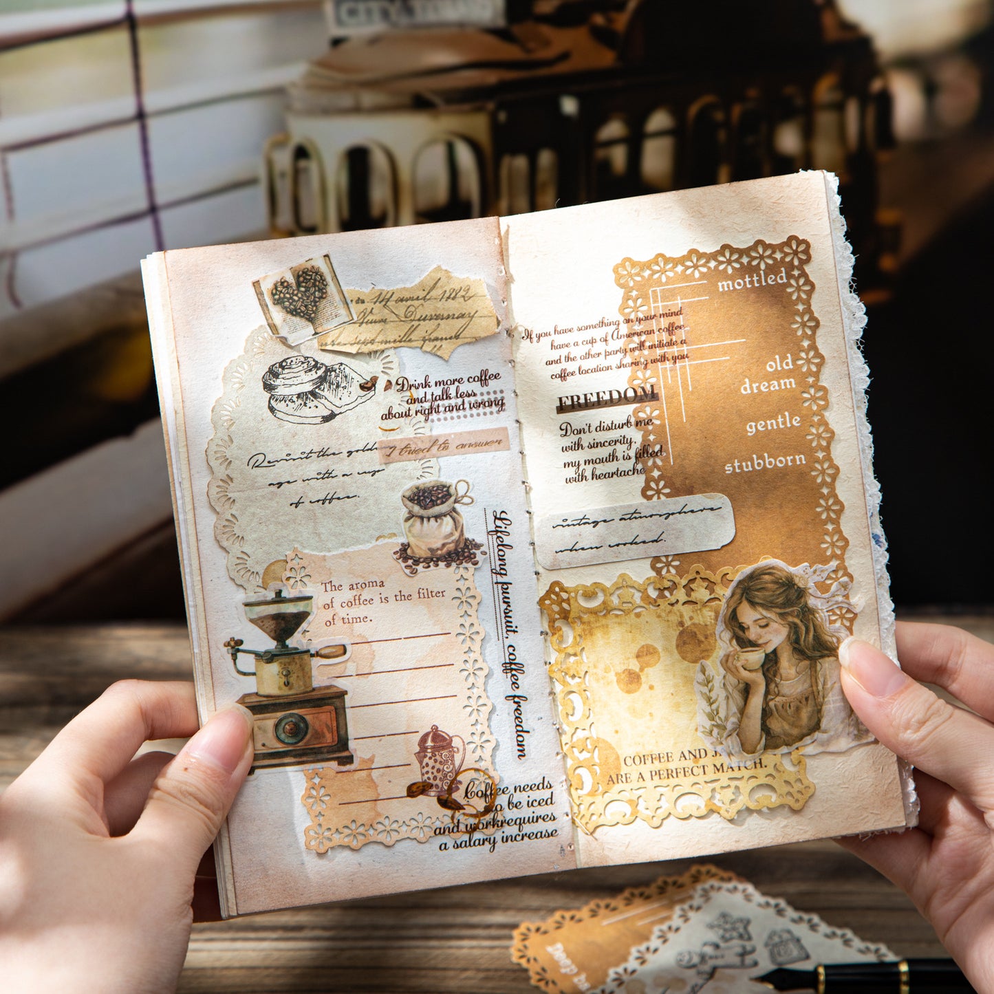 10pcs Lace coffee paper pack (MLP25060707)