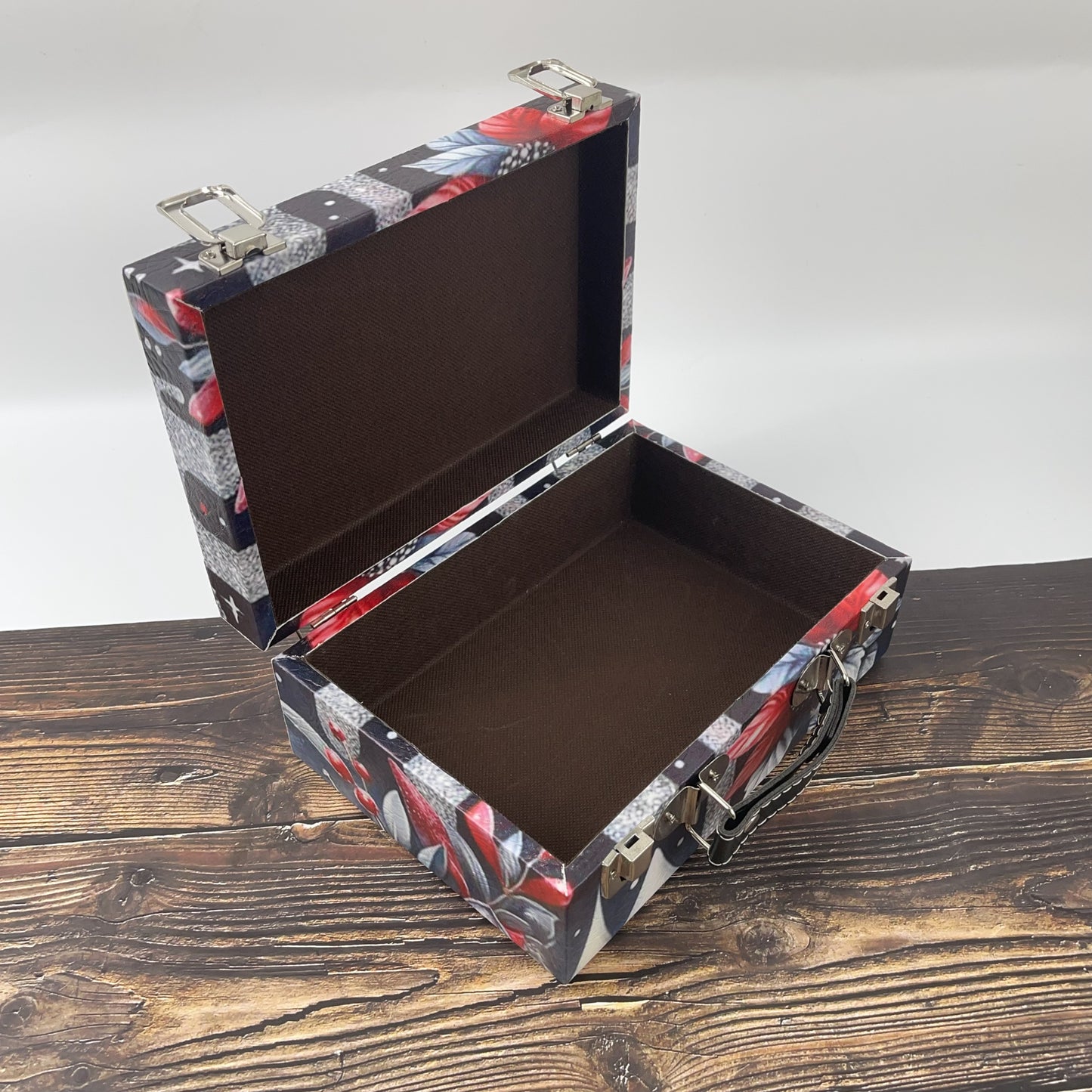 DEC Christmas Gnome box A25 (MLAU120501)