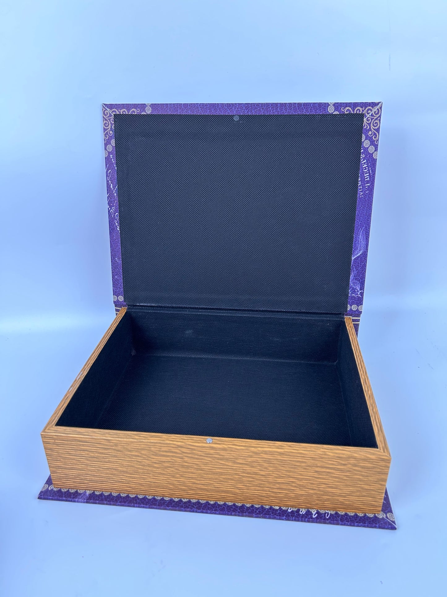 B41-Book Box