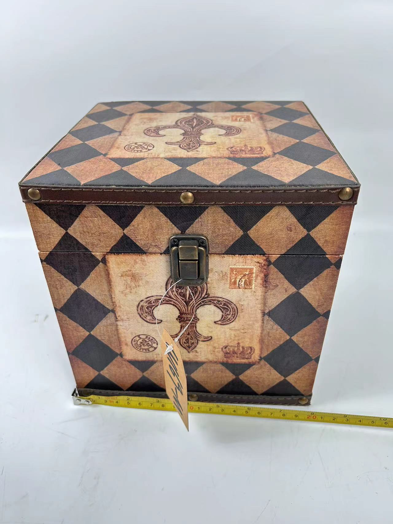 W169-Wooden Box