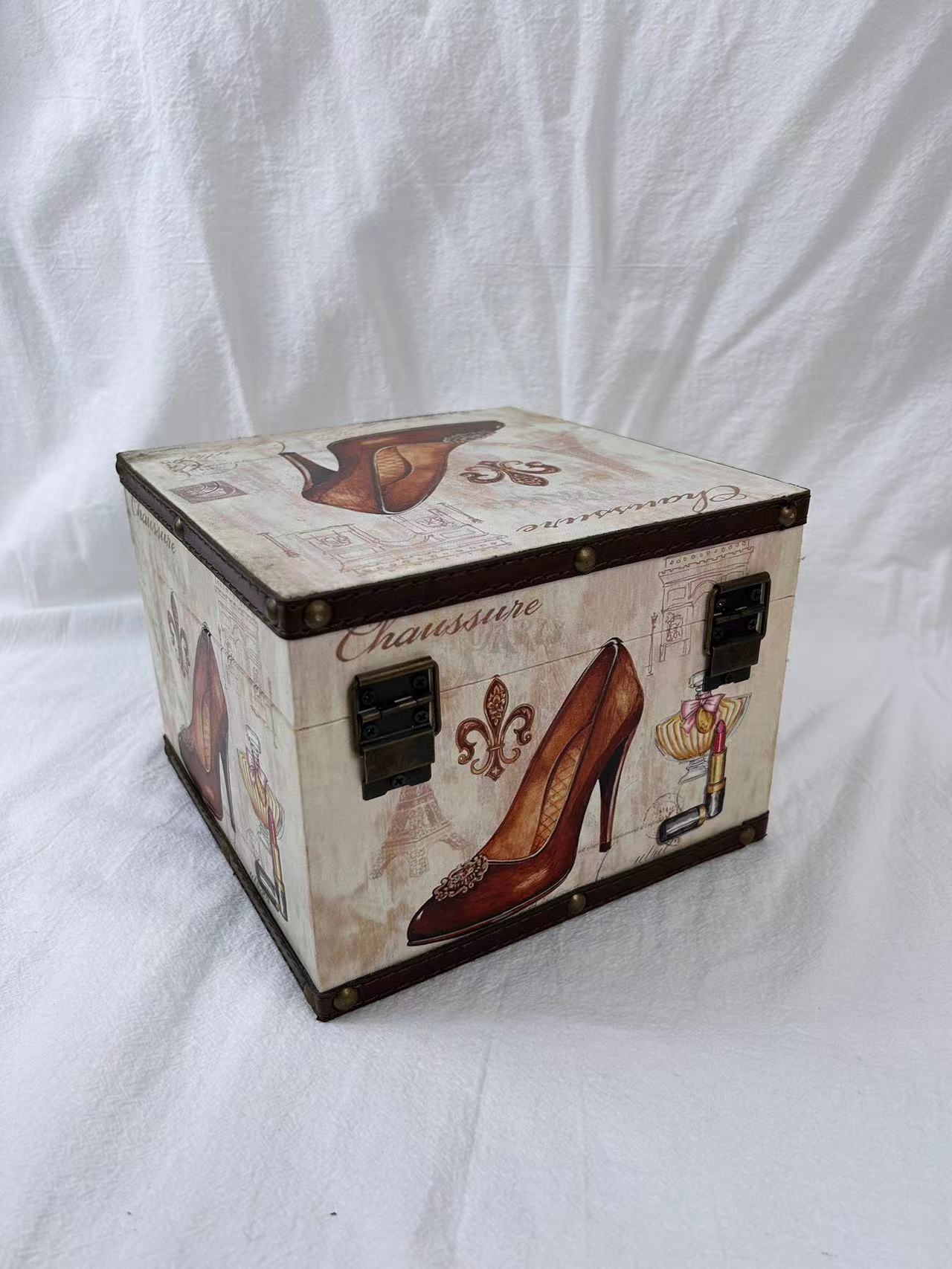 W211-Wooden Box