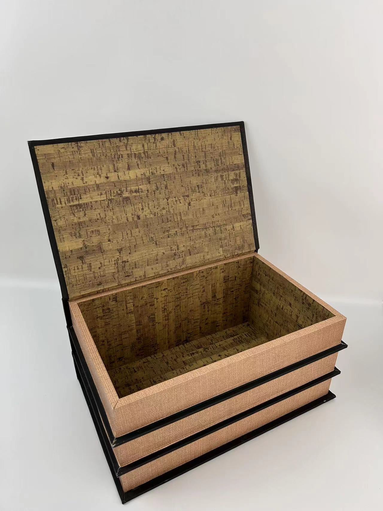 B46-Book Box