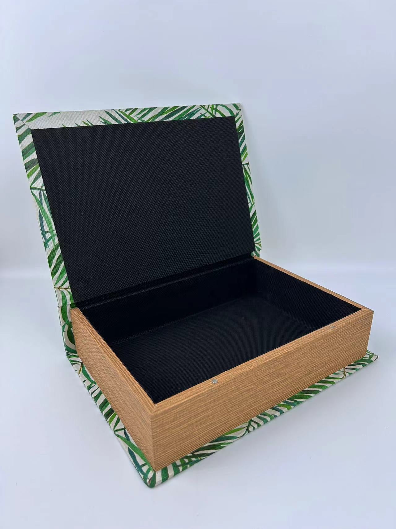 B47-Book Box