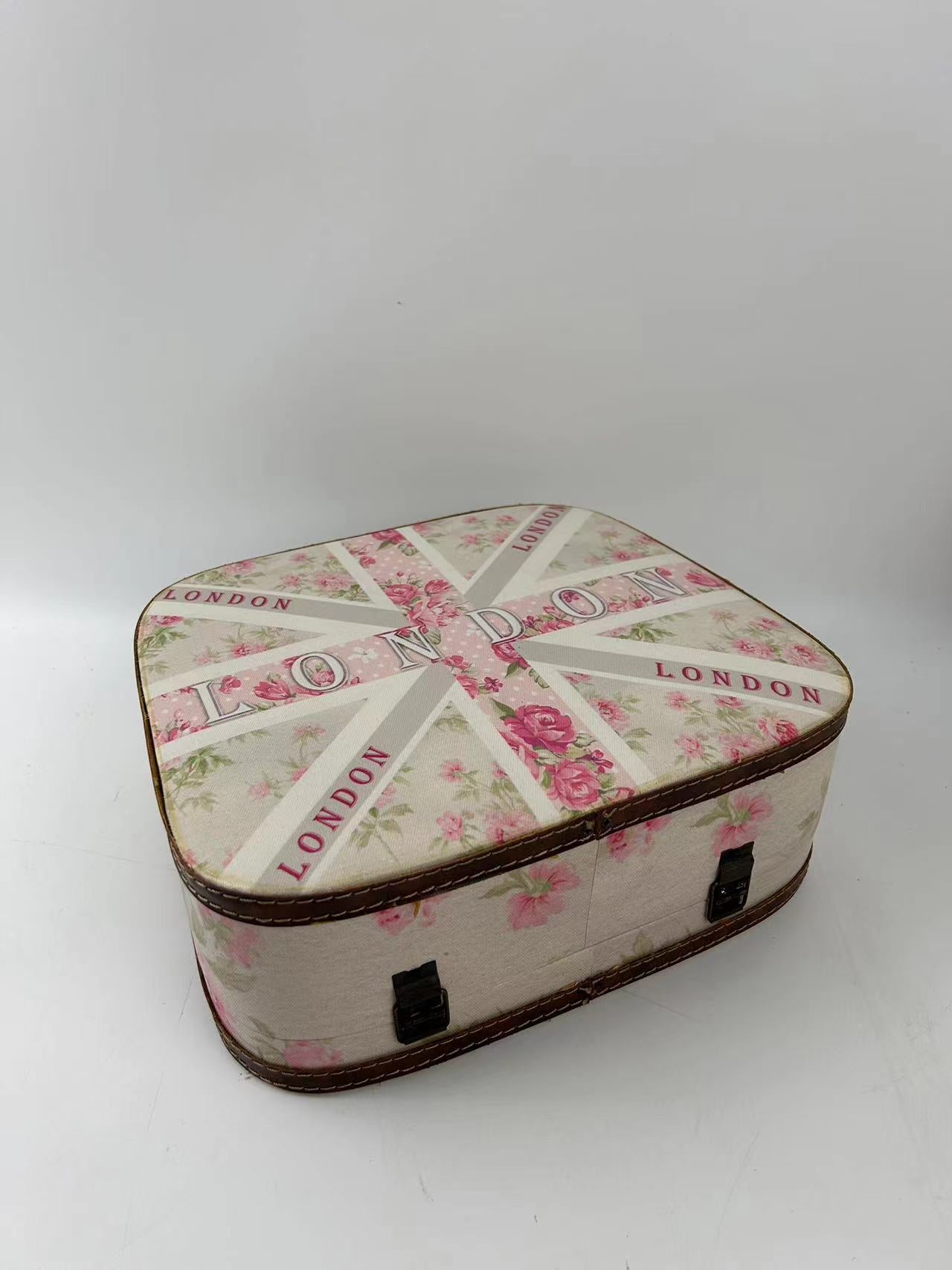 S195-Suitcase