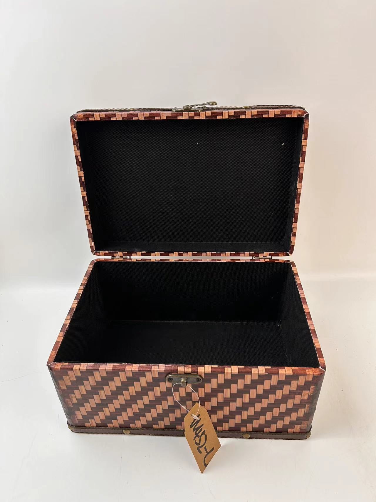 W452-Wooden Box