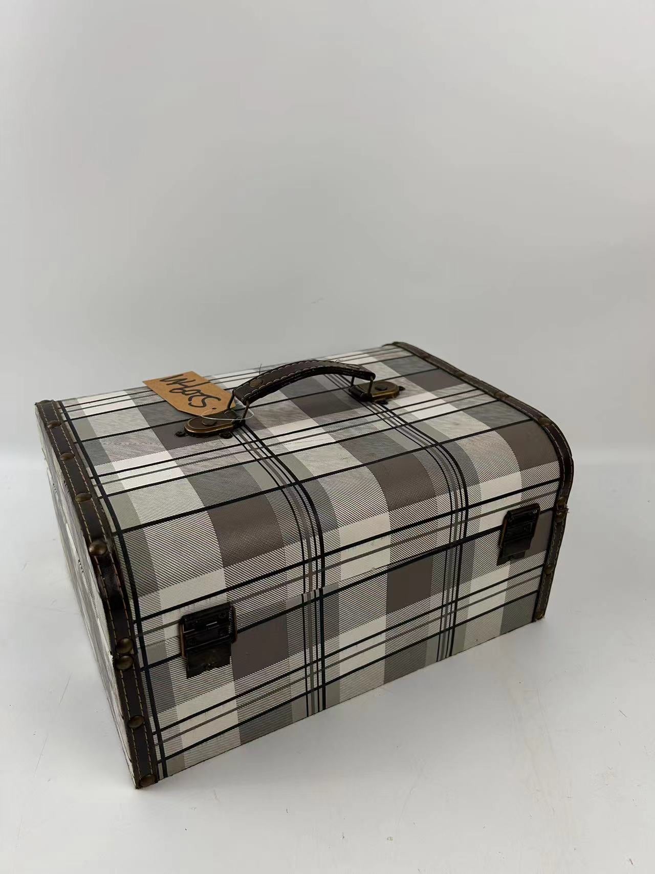 S209-Suitcase