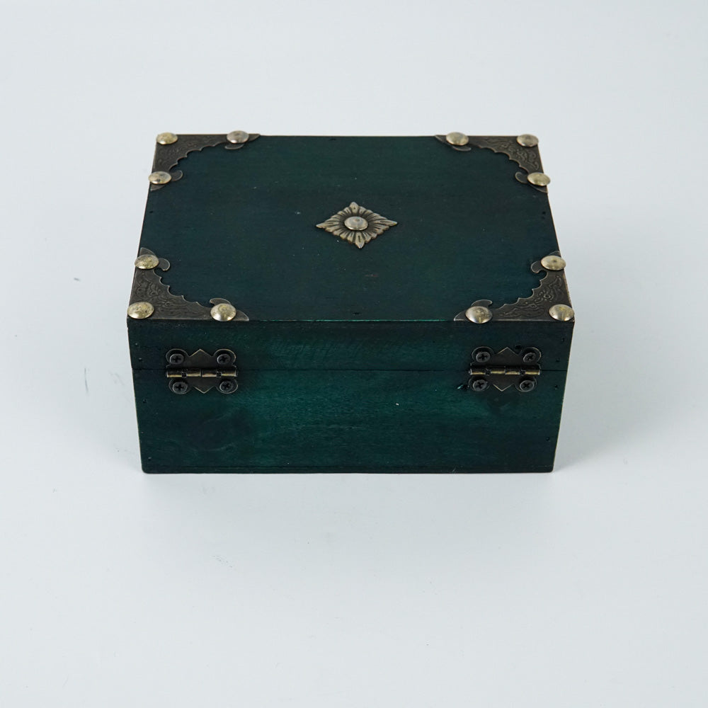 W71-Wooden Box