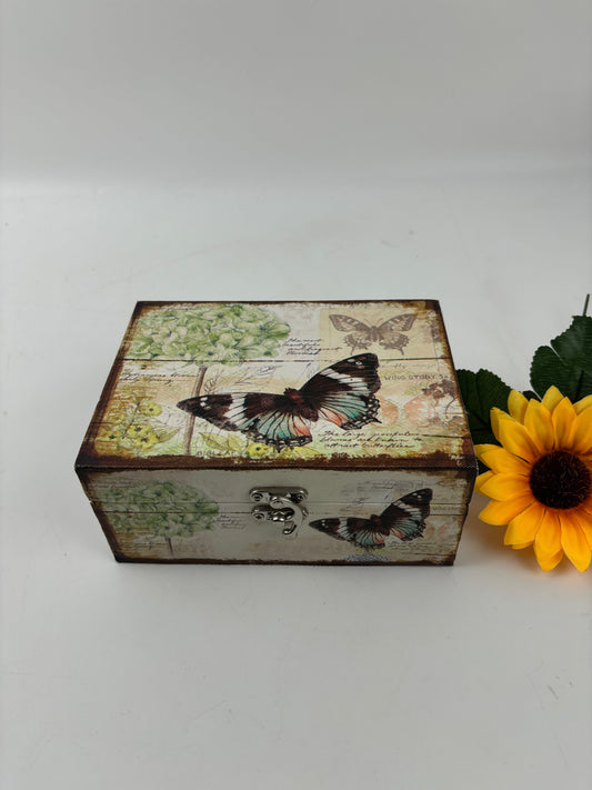 Medium size deco-box (AUM101106)